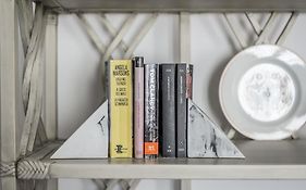 Design Dwelling Near Policlinico